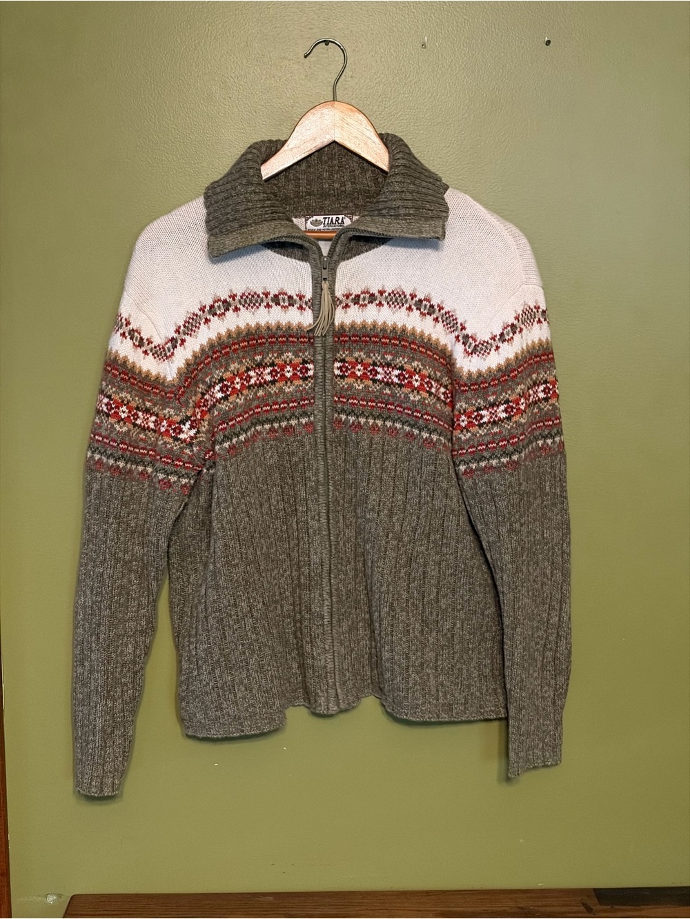 Tiara International Fair Isle Zip-Up Sweater - Olive, White & Rust